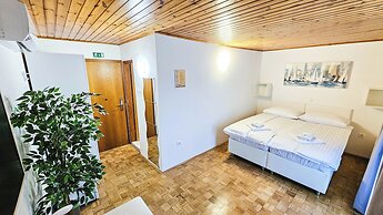 Rooms Koblar