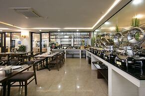 Azure Sapa Hotel