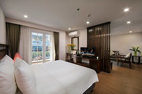 Azure Sapa Hotel