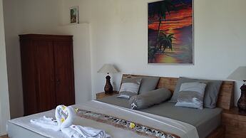 Palm Trees Villas