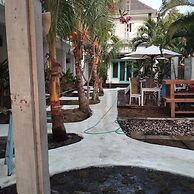 Palm Trees Villas