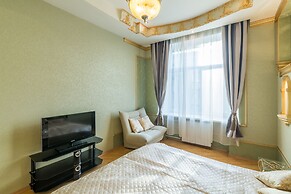 Lakshmi Apartment Great Classic