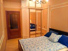 Lakshmi Apartment Great Classic