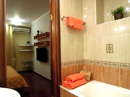 Lakshmi Apartment Ostozhenka