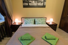 Lakshmi Apartment Denezhny Arbat