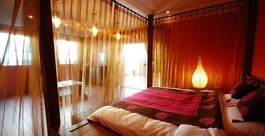 March Three Inn