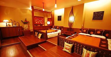 March Three Inn