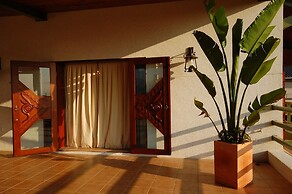 March Three Inn