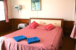 Rung Arun Resort