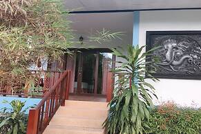 Rung Arun Resort