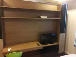 High Floor near Petchaburi MRT