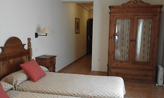 Hostal Rural Cumbres de Castilla