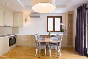 Spaska Apartments