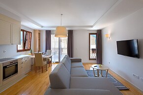 Spaska Apartments