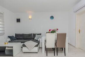 Apartments Mavracic