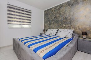 Apartments Mavracic