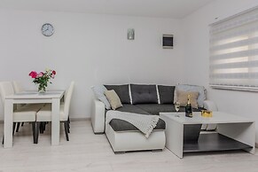 Apartments Mavracic
