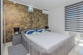 Apartments Mavracic