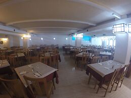 Hotel Golden Sand