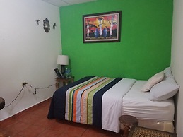 LOS PORTONES DE ATACO