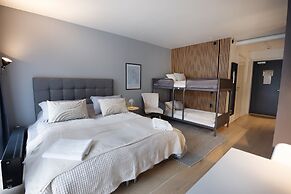 Hoom Home & Hotel