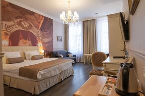 Galunov Hotel