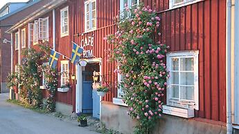 Garvaregården Hotel and B&B