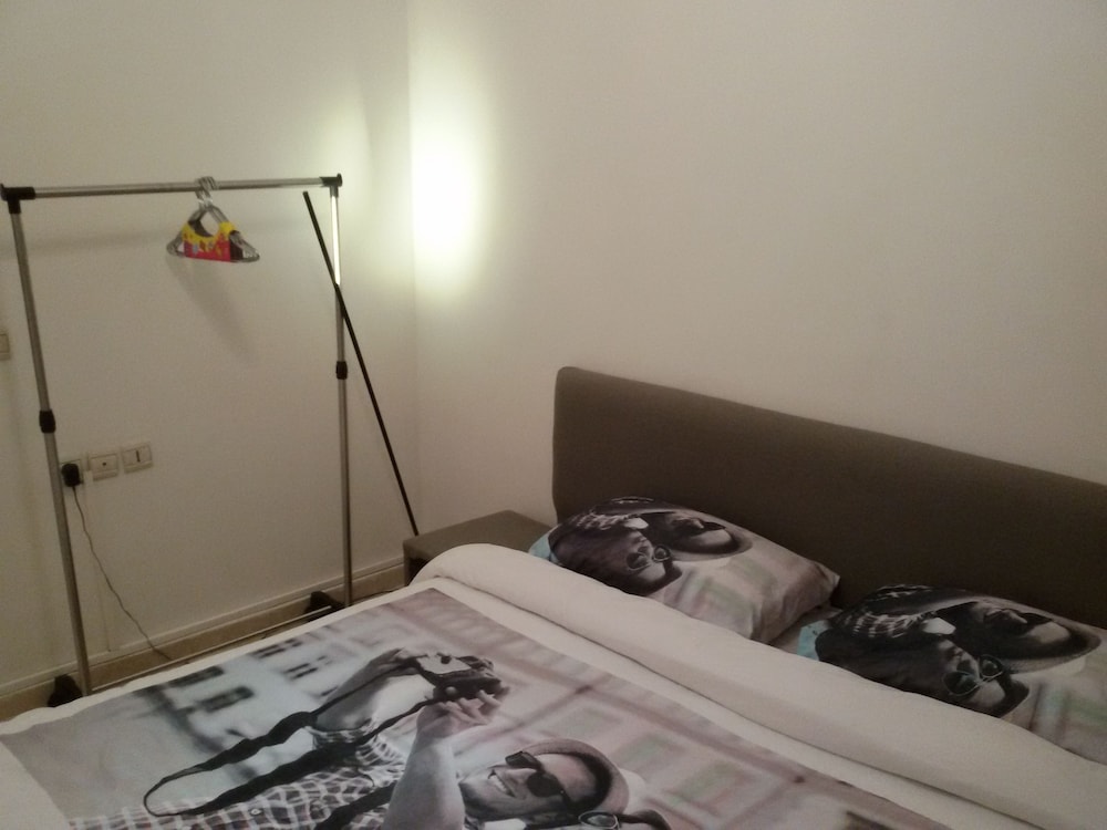 Spacious Apartment Downtown