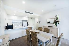 Accommodate Canberra - Lakefront