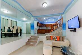 Faych House