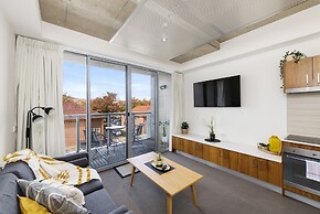 Accommodate Canberra - Mode