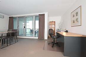 Accommodate Canberra - The Avenue
