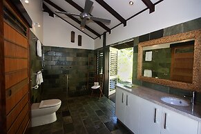 Bedarra Beach House