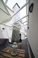 8 Room Hotel