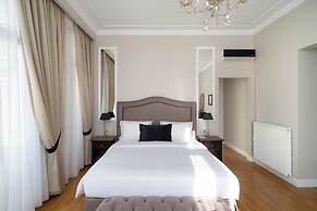 EV11 ATHENS