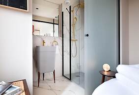 Hebe Hotel