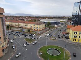 Plaza 35