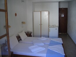 Oinoi Hotel