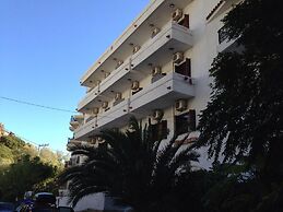 Oinoi Hotel