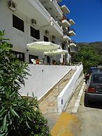 Oinoi Hotel