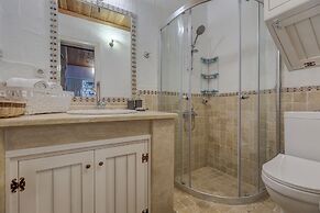 Beyaz Han Hotel