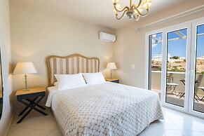 Elaia Villas