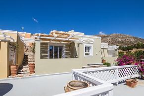 Elaia Villas
