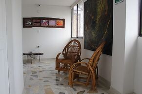 Iraka Hotel Zenu