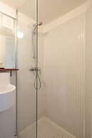 Amsterdam House Hotel