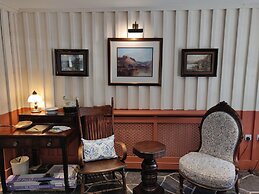 The Cluanie Inn