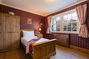 The Cluanie Inn
