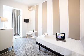 De La Ville Boutique Hotel