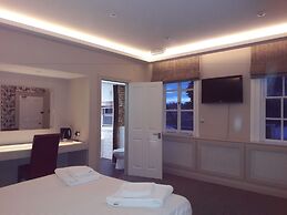 Limes Hotel