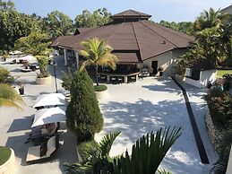 Lifestyle Kosher Tropical Suites